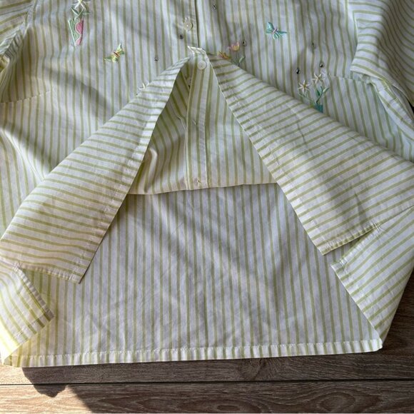 Vintage Tabi Pinstriped Cottagecore Floral Embroidered Sequins Button Down Shirt - Picture 7 of 13